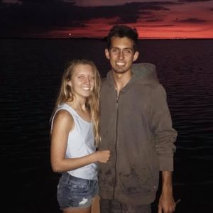 Meet your Posher, Makenzie